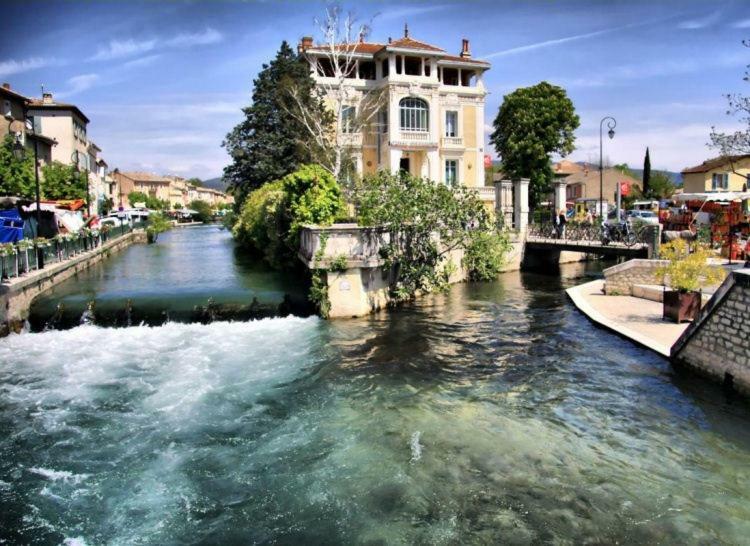 Mas Et Gite De La Picholine LʼIsle-sur-la-Sorgue Exteriér fotografie